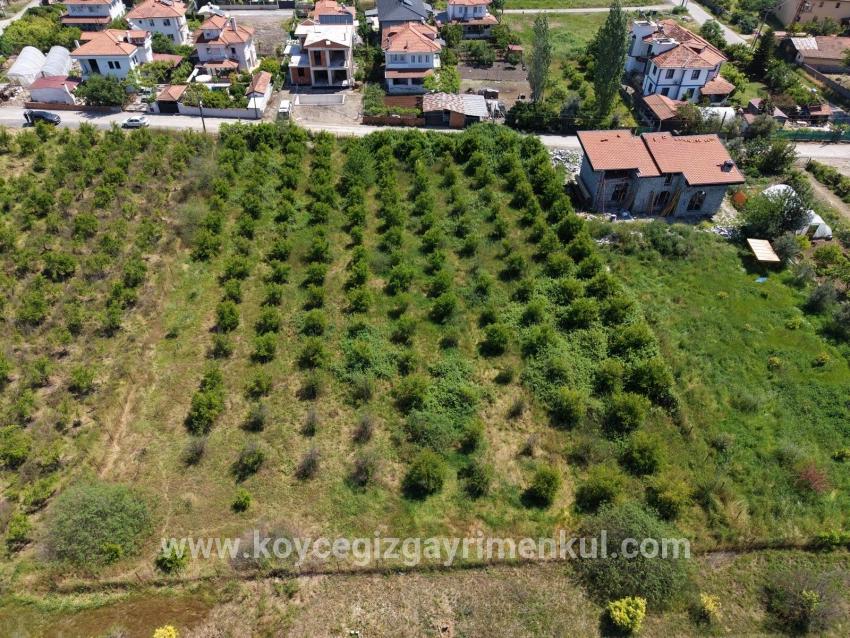 Ortaca Okçular Mah. Satılık Arsa - Konut İmar Durumlu - 1.050 m²