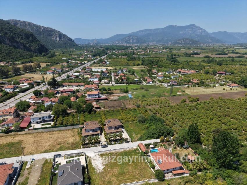 Ortaca Okçular Mah. Satılık Arsa - Konut İmar Durumlu - 1.050 m²