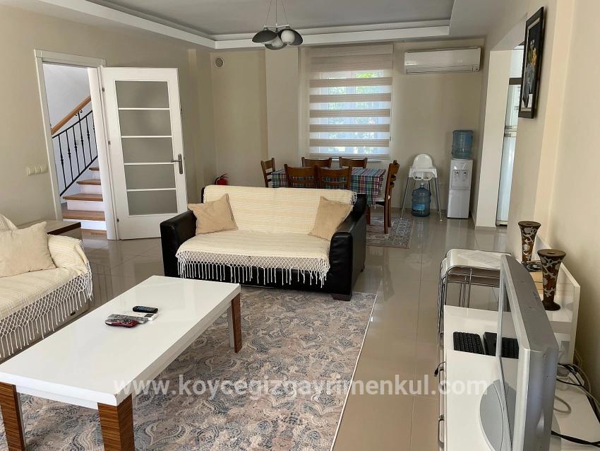 Ortaca Dalyan Mah. Satılık 4+1 Villa - 579 m²