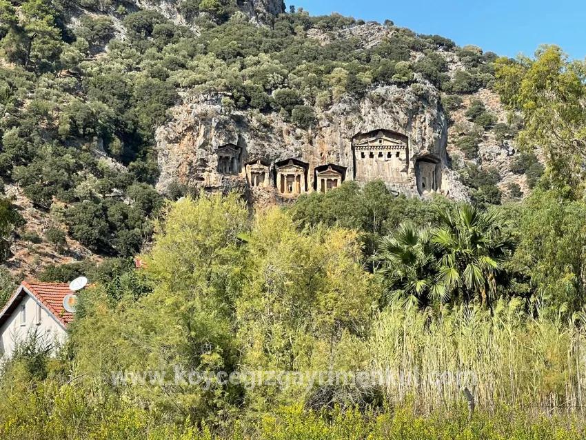 Köyceğiz Çandır Mah. Satılık 1+0 Müstakil Ev - 2.765 m²