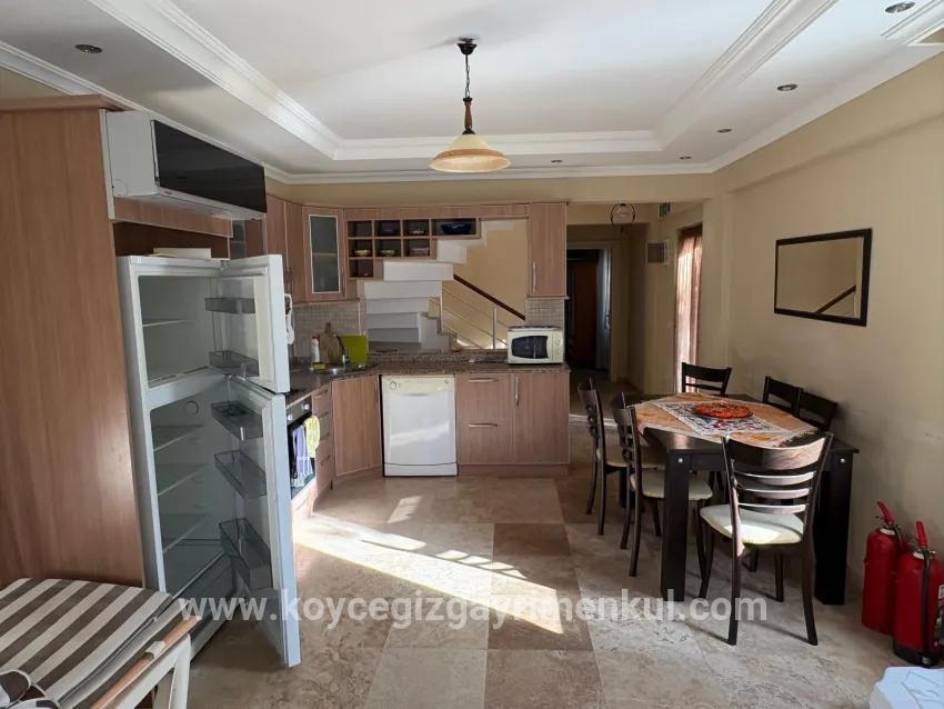 Ortaca Dalyan Mah. Satılık 4+2 Villa - 200 m²