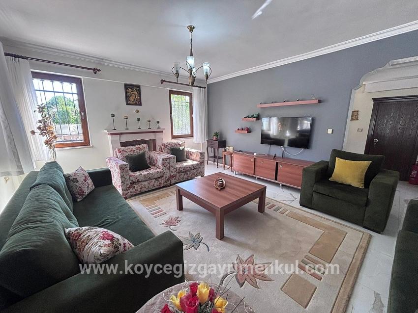 Ortaca Dalyan Mah. Satılık 5+1 Villa - 301 m²