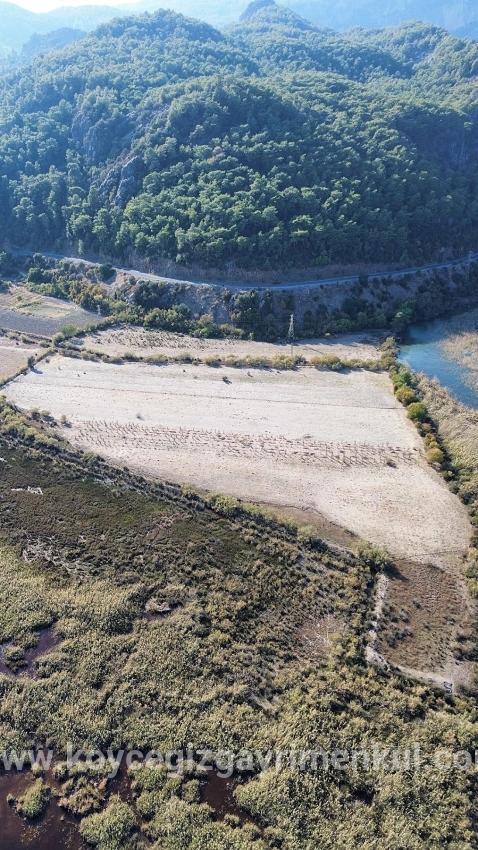 Köyceğiz Sultaniye Mah. Satılık Tarla - Tarla İmar Durumlu - 3.210 m²