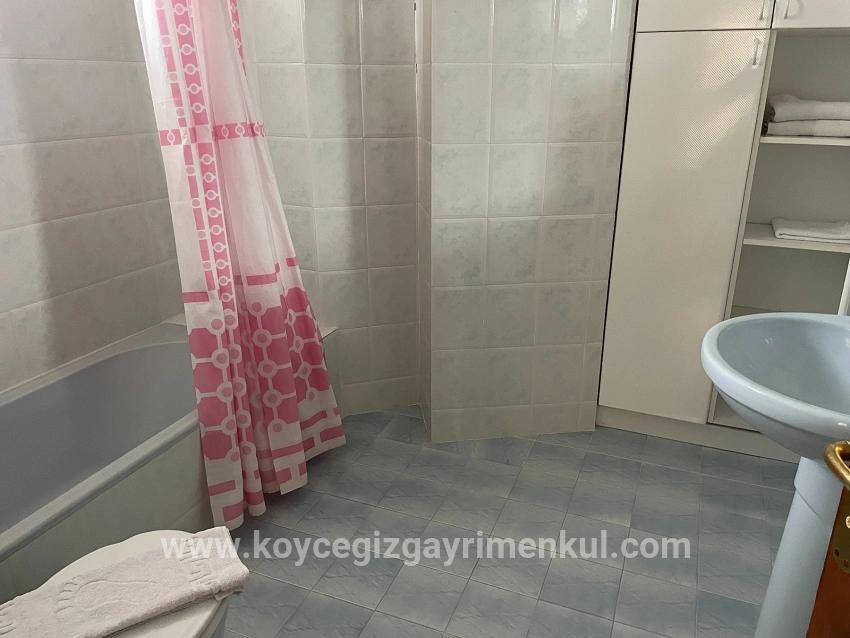 Ortaca Dalyan Mah. Satılık 4+1 Villa - 1.000 m²