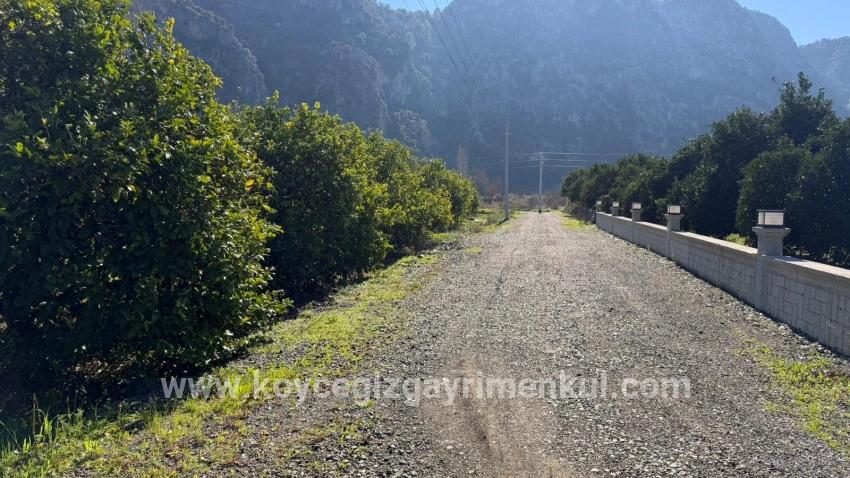 Ortaca Okçular Mah. Satılık Arsa - Konut İmar Durumlu - 2.218 m²