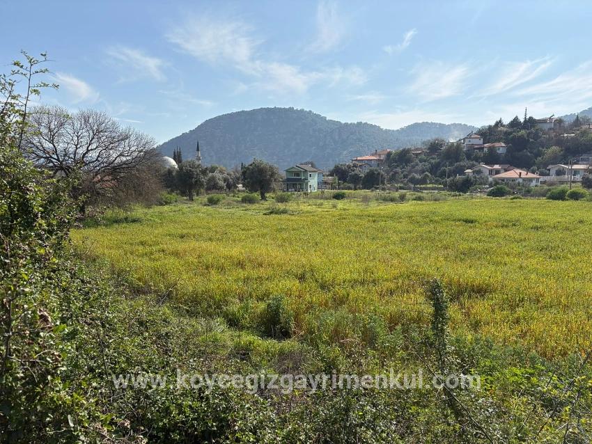 Köyceğiz Çandır Mah. Satılık Tarla - Konut İmar Durumlu - 2.023 m²