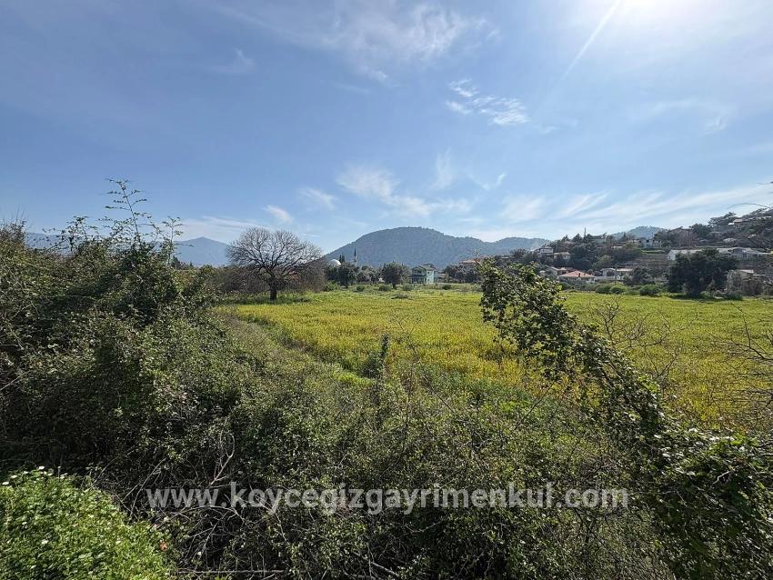 Köyceğiz Çandır Mah. Satılık Tarla - Konut İmar Durumlu - 2.023 m²