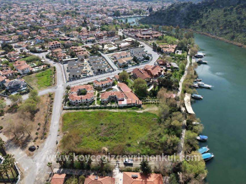 Ortaca Dalyan Mah. Satılık Arsa - Turizm İmar Durumlu - 2.600 m²