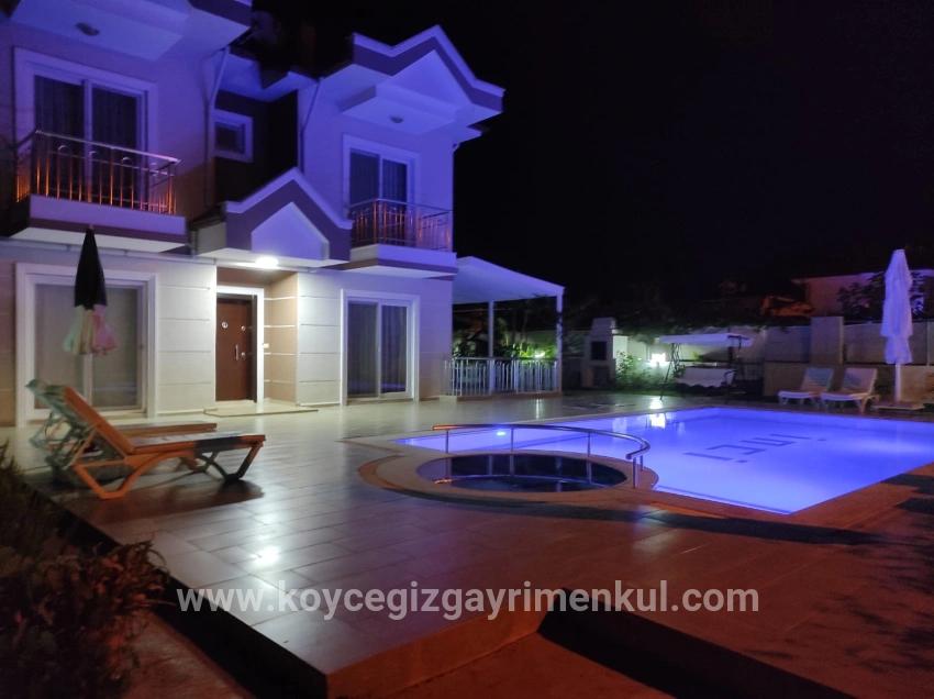 Ortaca Dalyan Mah. Satılık 4+1 Villa - 545 m²
