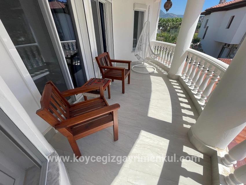 Ortaca Dalyan Mah. Satılık 4+1 Villa - 720 m²